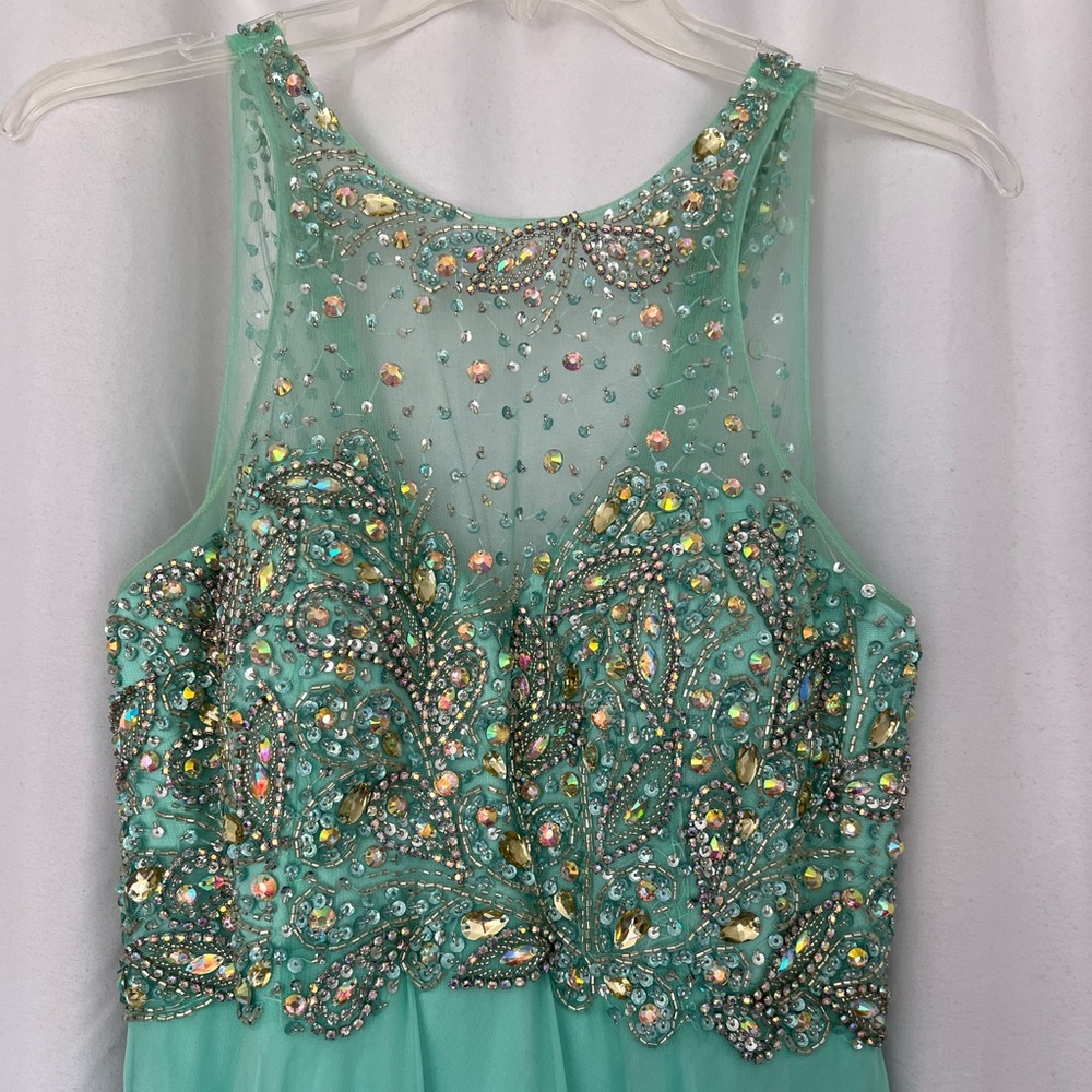 POLYUSA PROM DRESS